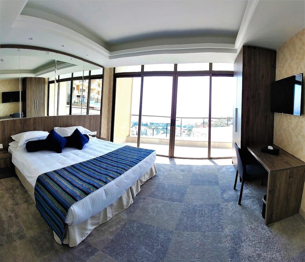 Byblos Maximus Hotel מראה חיצוני תמונה